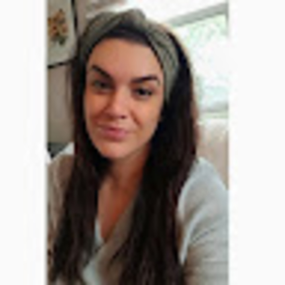 Meet your Posher, Alexandra